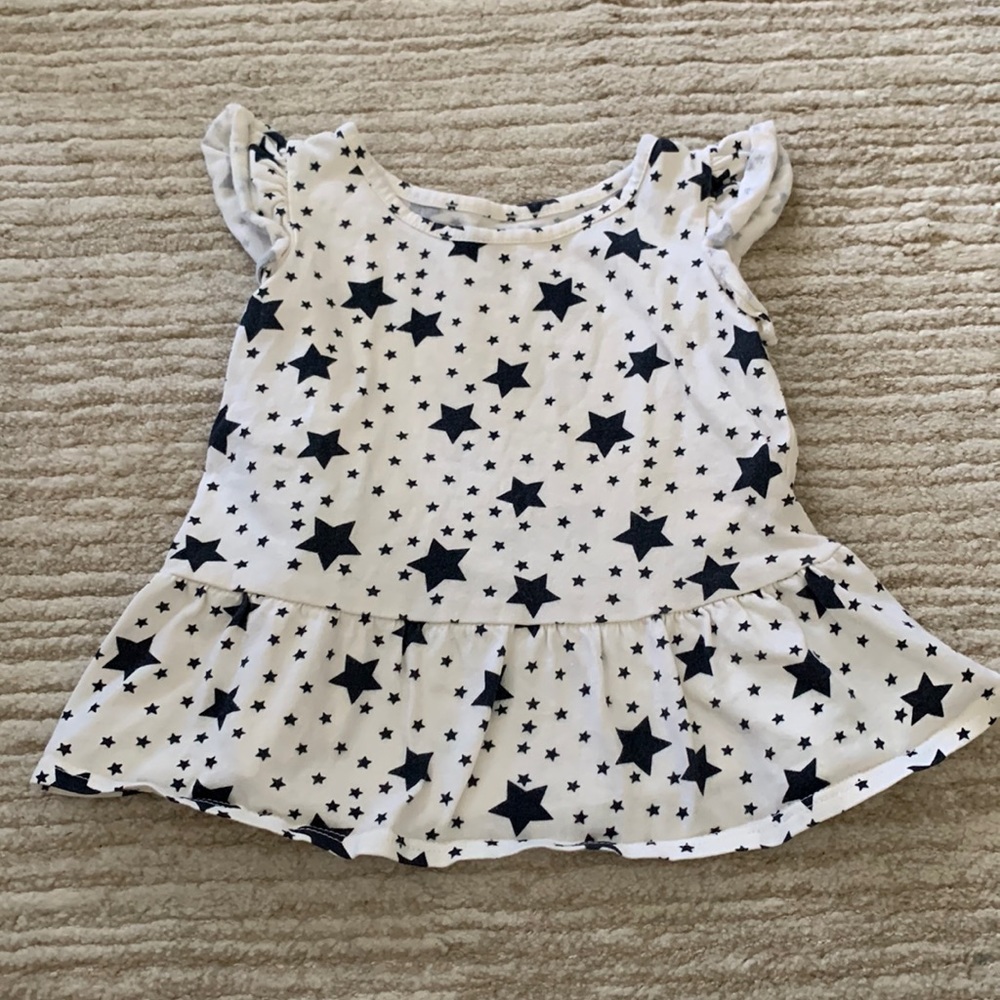 Patriotic flutter sleeve tunic